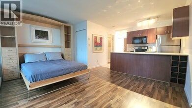 610 Granville St in Vancouver, BC - Building Photo - Building Photo