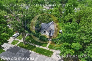 613 N Granger St in Saginaw, MI - Building Photo