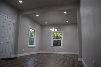 2601 N Thorne Ave in Fresno, CA - Building Photo - Building Photo