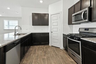 101 Wichita River Rd in Hutto, TX - Building Photo - Building Photo