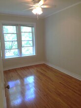 1911 W Winnemac Ave, Unit 1909-3 in Chicago, IL - Building Photo - Building Photo