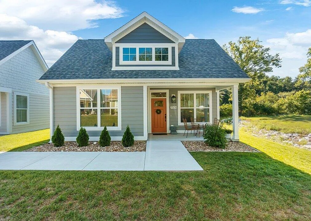 2506 Walden Blvd in Cape Girardeau, MO - Building Photo