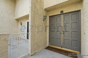 1200 Opal St in Redondo Beach, CA - Building Photo