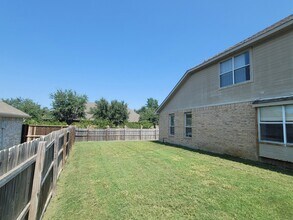 1229 Tralee Ln in Garland, TX - Building Photo - Building Photo