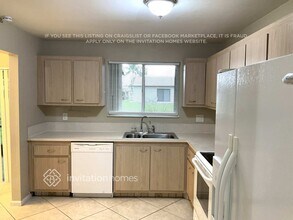 2069 Discovery Cir E in Deerfield Beach, FL - Building Photo - Building Photo