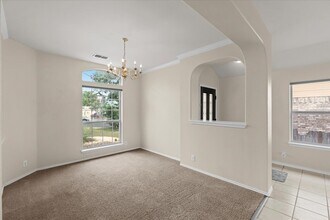 827 Visor Dr in San Antonio, TX - Building Photo - Building Photo