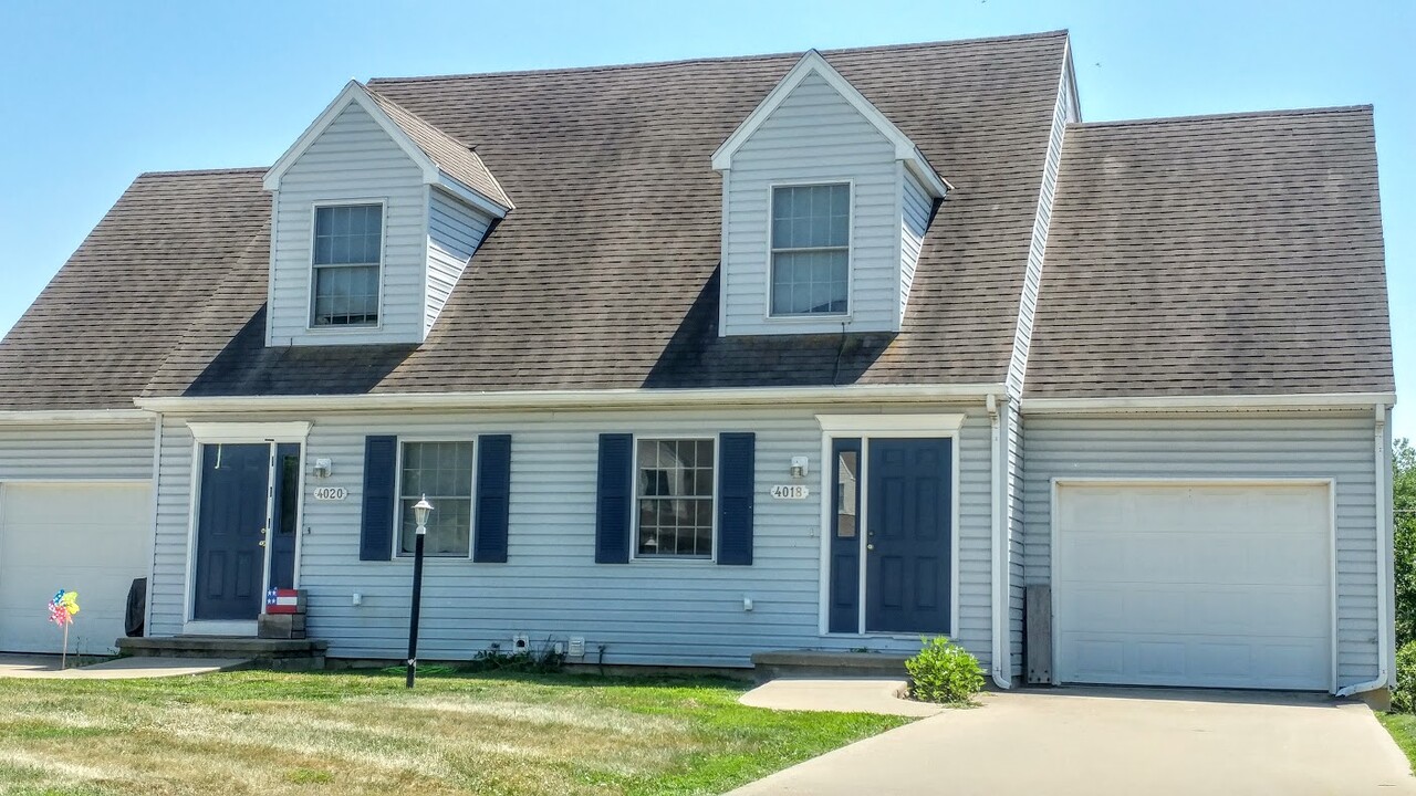 4004 Beacon Hill Ct in St. Joseph, MO - Building Photo