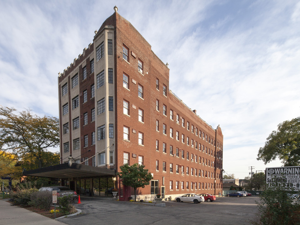 Scoville Manor Apartments in Oak Park, IL - Building Photo