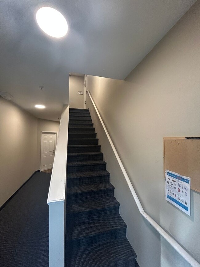 14120 SE 171st Way in Renton, WA - Foto de edificio - Building Photo