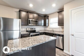 916 NW 6th St in Newcastle, OK - Building Photo - Building Photo