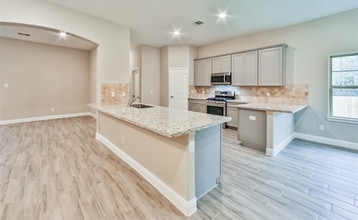 1035 Carson Dr in Magnolia, TX - Building Photo - Building Photo