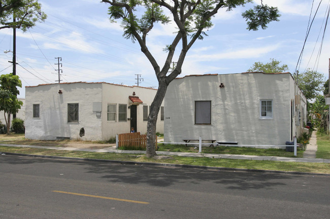 7109 Corona Ave in Bell, CA - Building Photo - Building Photo