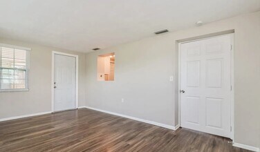 5321 Sparrow Dr in Holiday, FL - Foto de edificio - Building Photo