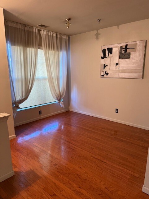 3741 S Wayne Rd, Unit Fountainplace in Wayne, MI - Building Photo - Building Photo