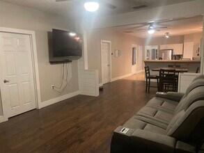 622 N Race in Stephenville, TX - Building Photo - Building Photo