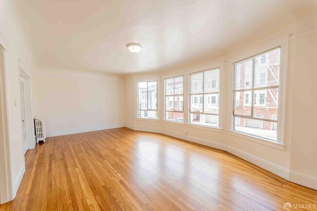 1515 Chestnut St in San Francisco, CA - Foto de edificio - Building Photo