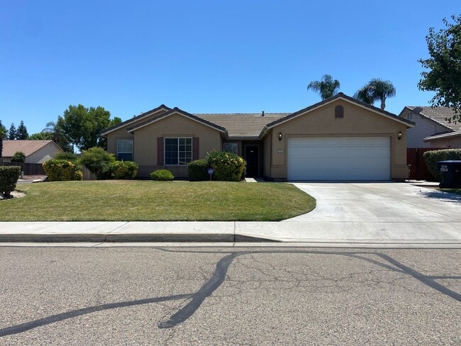 4713 W Cherry Ct