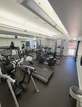 2700 E Cherry Creek S Dr in Denver, CO - Building Photo - Building Photo