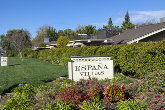 Espana East in Sacramento, CA - Foto de edificio - Building Photo