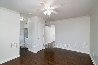 2816 Throckmorton St in Dallas, TX - Building Photo - Building Photo