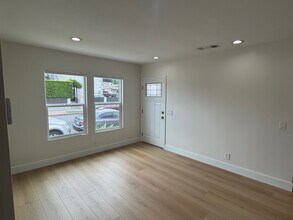 12407 Havelock Ave, Unit 1 in Los Angeles, CA - Building Photo - Building Photo