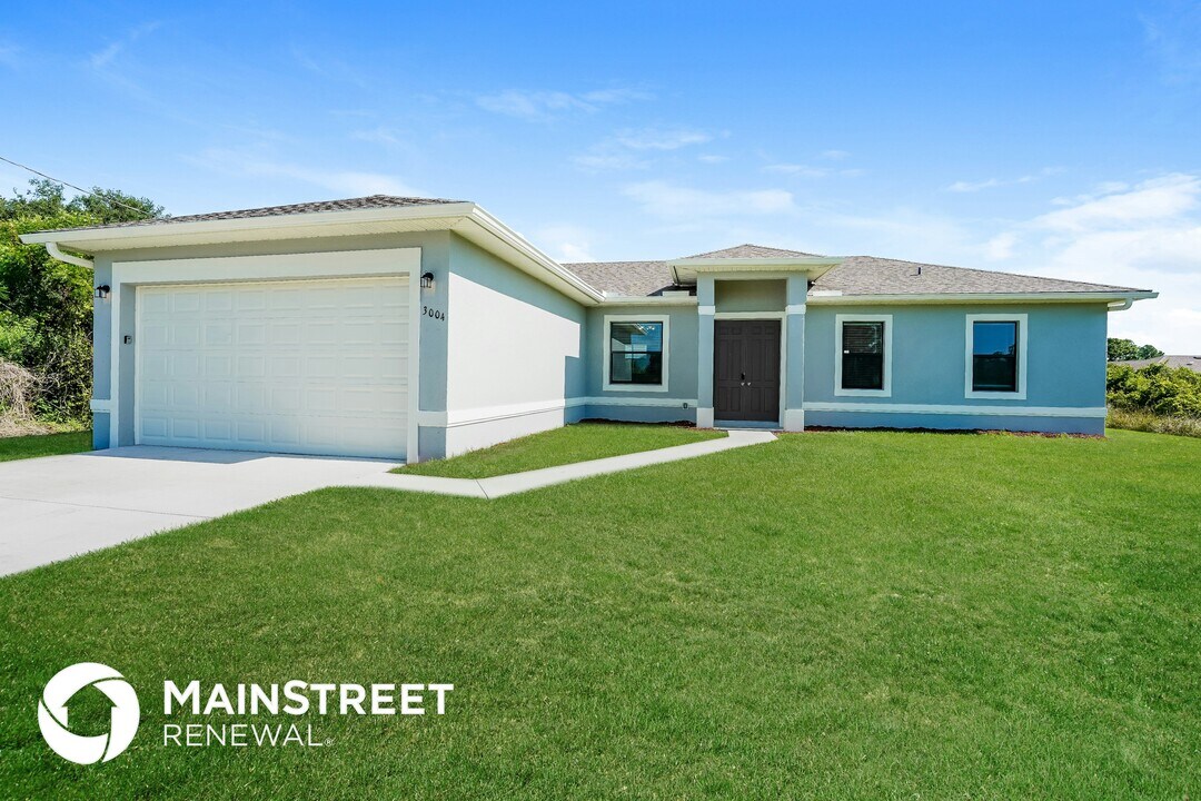 3004 29th St SW in Lehigh Acres, FL - Building Photo