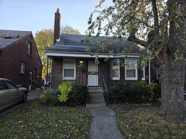 property at 19758 Fairport St