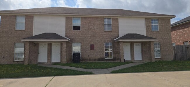 property at 4406 Jeff Scott Dr