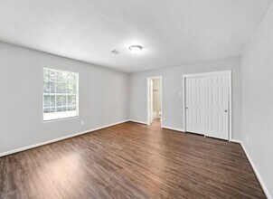 1411 Pleasantville Dr in Houston, TX - Building Photo - Building Photo