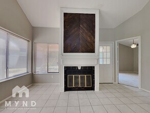 10826 Riana Dr in Houston, TX - Building Photo - Building Photo