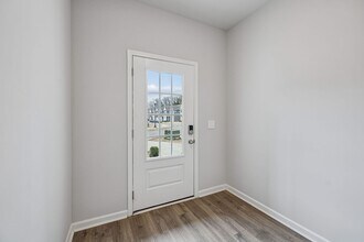 174 Mackenzie Wy in Lewisburg, TN - Building Photo - Building Photo