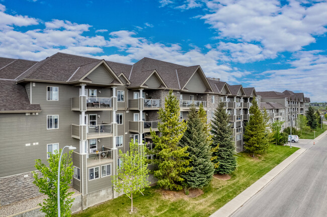 Legacy Estates in Calgary, AB - Building Photo - Building Photo