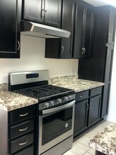 1033 Pearl St in Santa Monica, CA - Building Photo - Building Photo