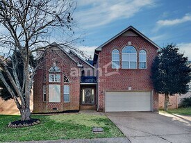 661 Sugar Mill Dr in Nashville, TN - Building Photo