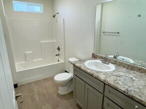 195 N 17th Ave in Yuma, AZ - Building Photo - Building Photo