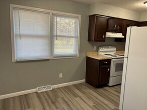 522 Beech St in Waterloo, IA - Building Photo - Building Photo