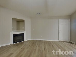 265 Whistle Way in Locust Grove, GA - Building Photo - Building Photo