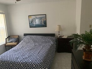 10773 Lazy Lake Dr in Orlando, FL - Building Photo - Building Photo