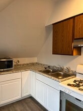 1034 Chelton Ave in Pittsburgh, PA - Building Photo - Building Photo