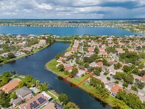 18866 SW 28th Ct in Miramar, FL - Building Photo - Building Photo