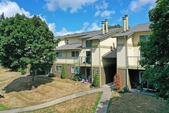 Tessera Apartments in Everett, WA - Building Photo - Building Photo