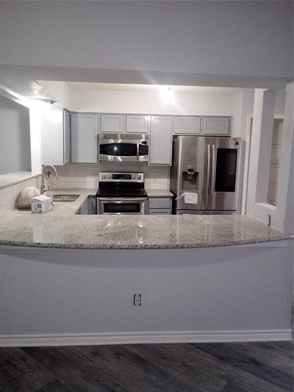 3411 S Briar Knoll Dr in Houston, TX - Foto de edificio - Building Photo