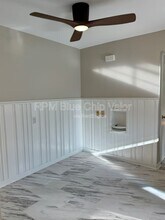 6912 Murray Ave in Cincinnati, OH - Building Photo - Building Photo