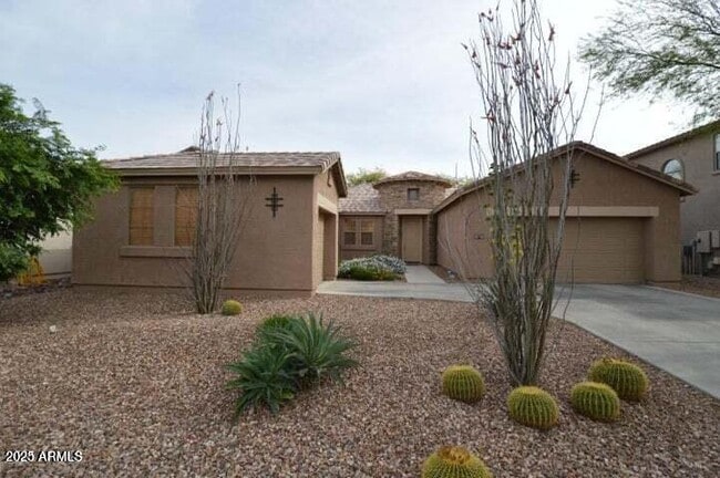property at 857 W Glenmere Dr