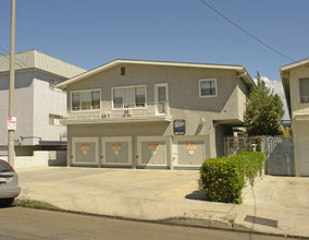 1320 N Martel Ave in Los Angeles, CA - Building Photo - Building Photo