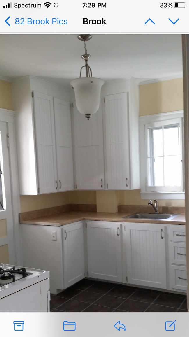 82 Brook St, Unit Apt. #1 - Downstairs in Geneva, NY - Building Photo - Building Photo