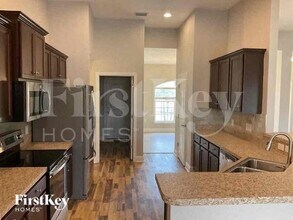 2602 Beeville Ave in North Port, FL - Building Photo - Building Photo