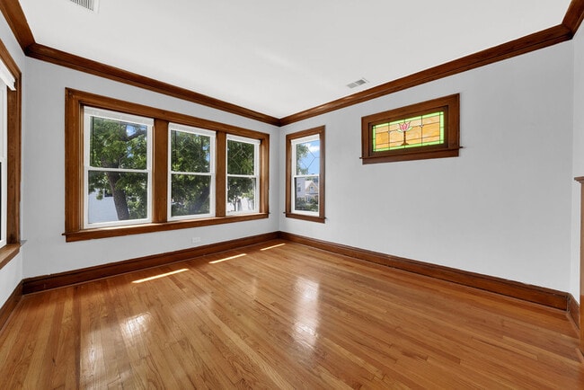 4603 S Sacramento Ave in Chicago, IL - Building Photo - Building Photo