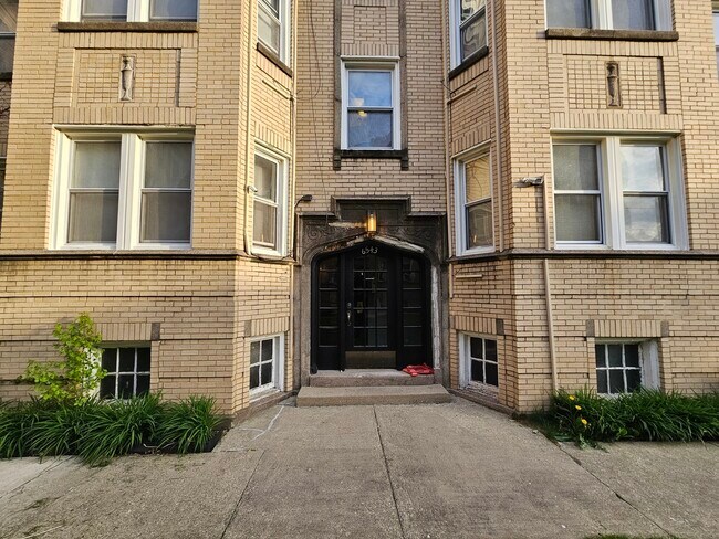 6543 N Francisco Ave in Chicago, IL - Building Photo - Building Photo