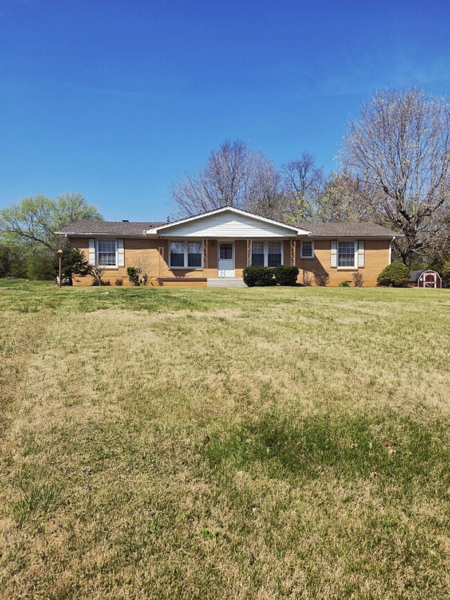 property at 2804 Thrush Dr